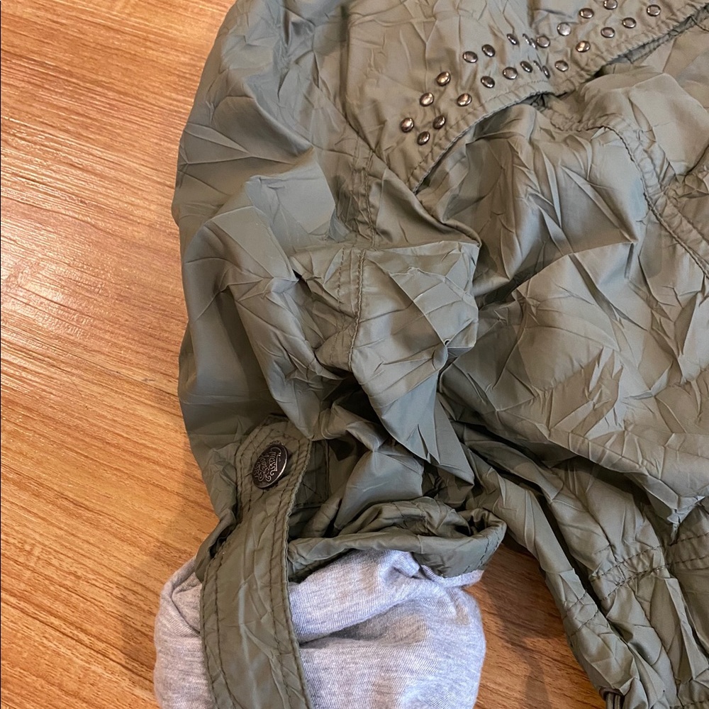 Jacket - Picture 3 of 8